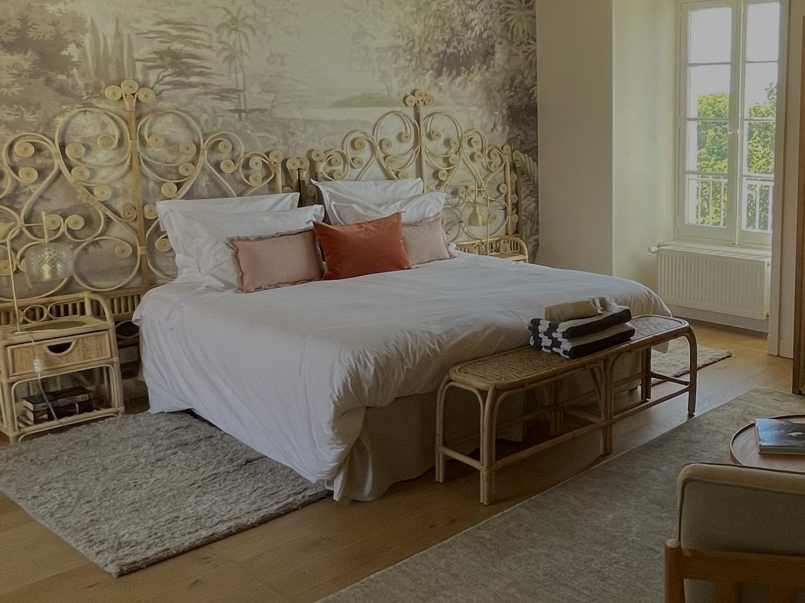 Luxury hospitality marketing